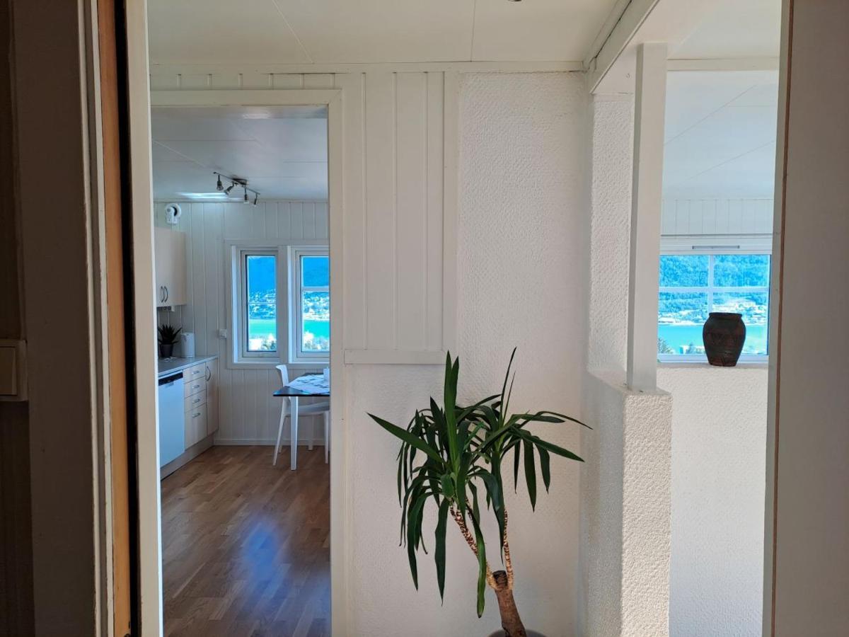 ترومسو Warm And Cozy Apartment With Panoramic View Above The City Center المظهر الخارجي الصورة